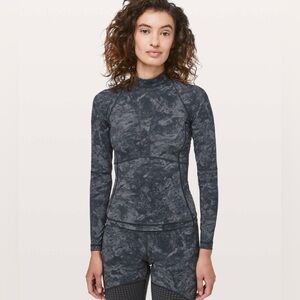 NWOT Lululemon Beach Break RashguardWashed Marble Titanium Deep Coal Size 4
